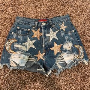 Dolls Kills Outshine the Starz Denim shorts